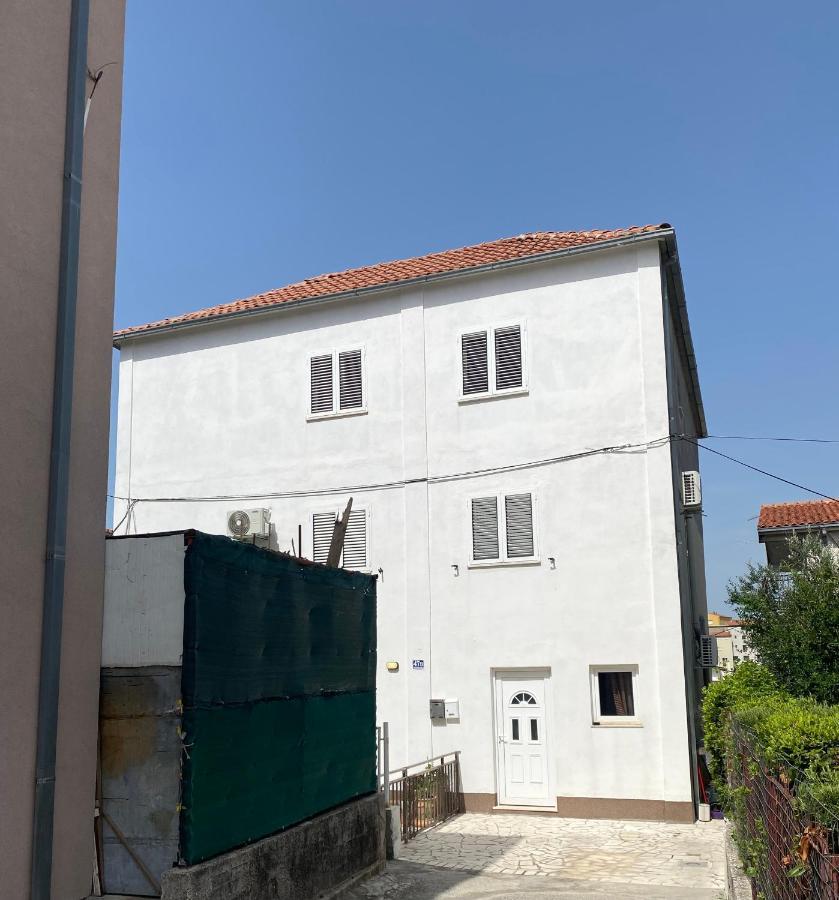 Apartman 4 Kilometar To City Centar Σπλιτ Εξωτερικό φωτογραφία