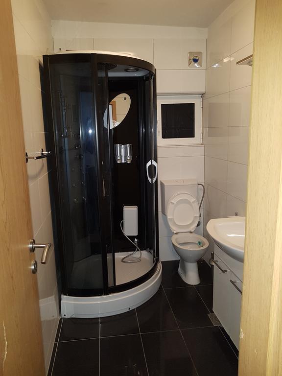 Apartman 4 Kilometar To City Centar Σπλιτ Εξωτερικό φωτογραφία