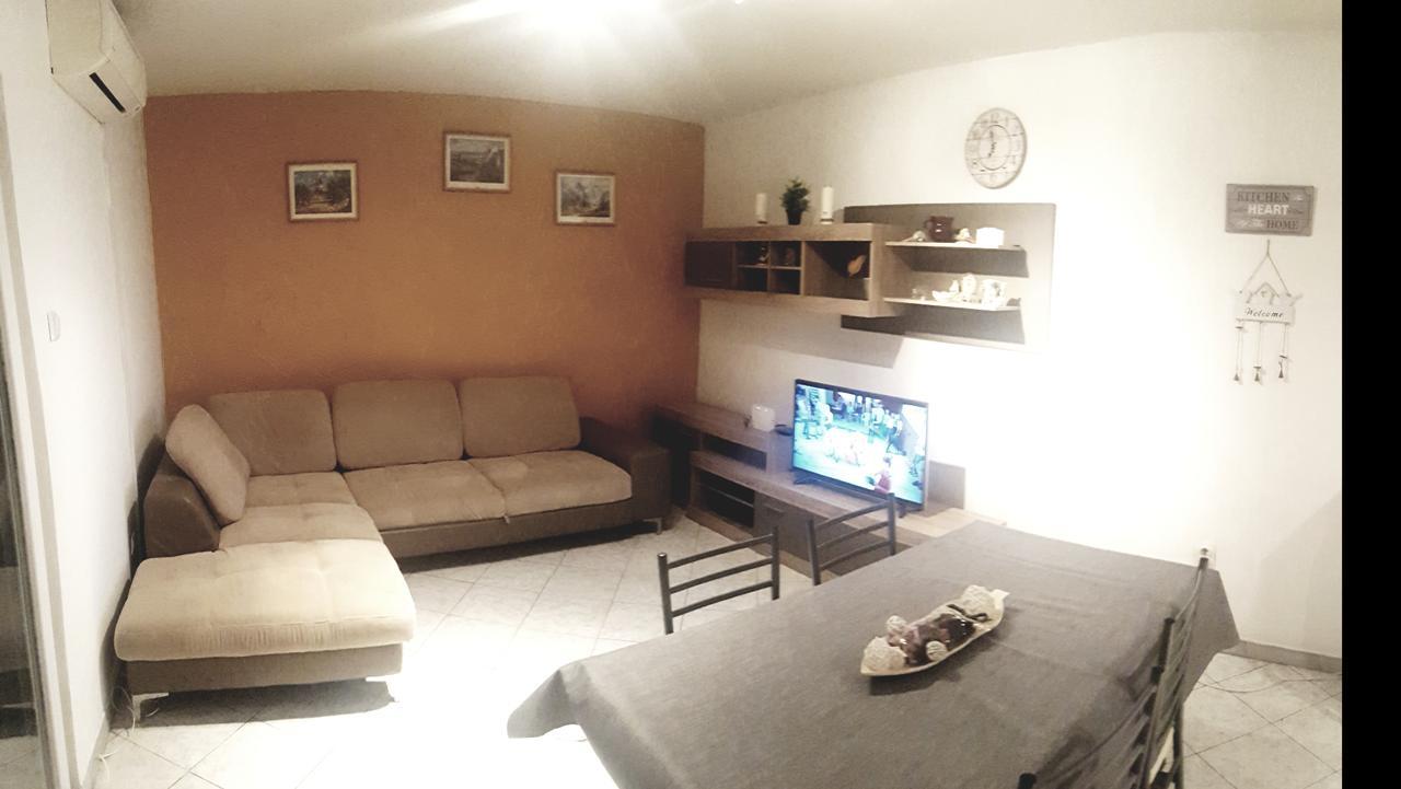 Apartman 4 Kilometar To City Centar Σπλιτ Εξωτερικό φωτογραφία