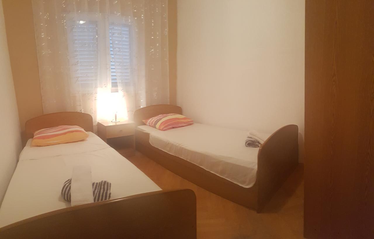Apartman 4 Kilometar To City Centar Σπλιτ Εξωτερικό φωτογραφία